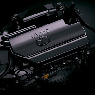 Motor 
 Motor de 1,5 litros con sistema Dual VVT-i que optimiza la sincronización de válvulas, para una respuesta rápida y potente con un menor consumo de combustible.